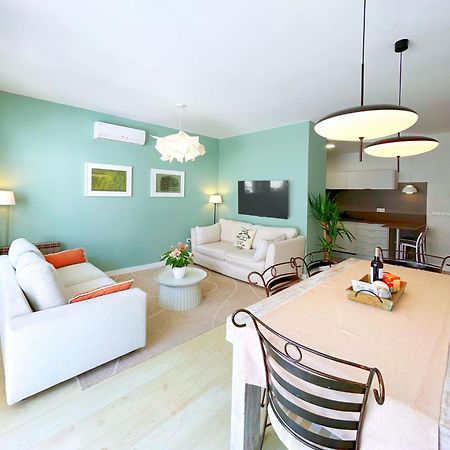 Abbott Apartment - 1 Min From The Beach - 100M2 - Sleeps 8 Sitges Ngoại thất bức ảnh