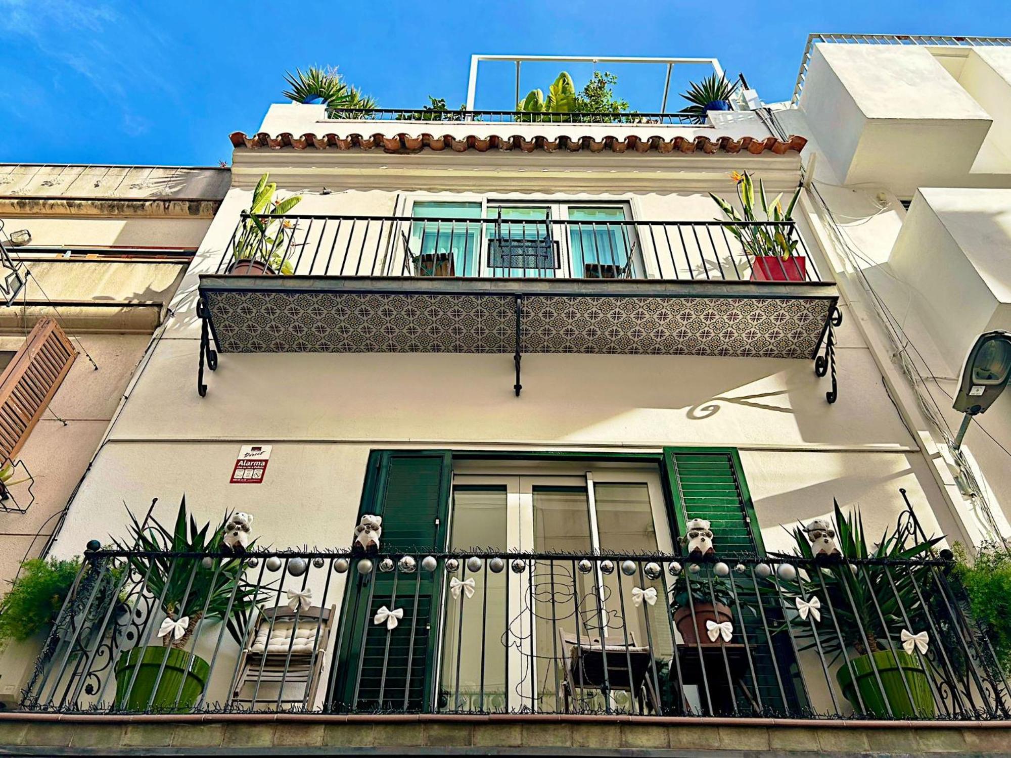 Abbott Apartment - 1 Min From The Beach - 100M2 - Sleeps 8 Sitges Ngoại thất bức ảnh