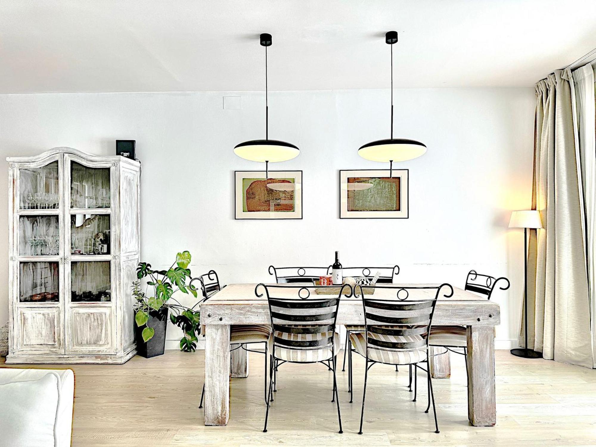 Abbott Apartment - 1 Min From The Beach - 100M2 - Sleeps 8 Sitges Ngoại thất bức ảnh